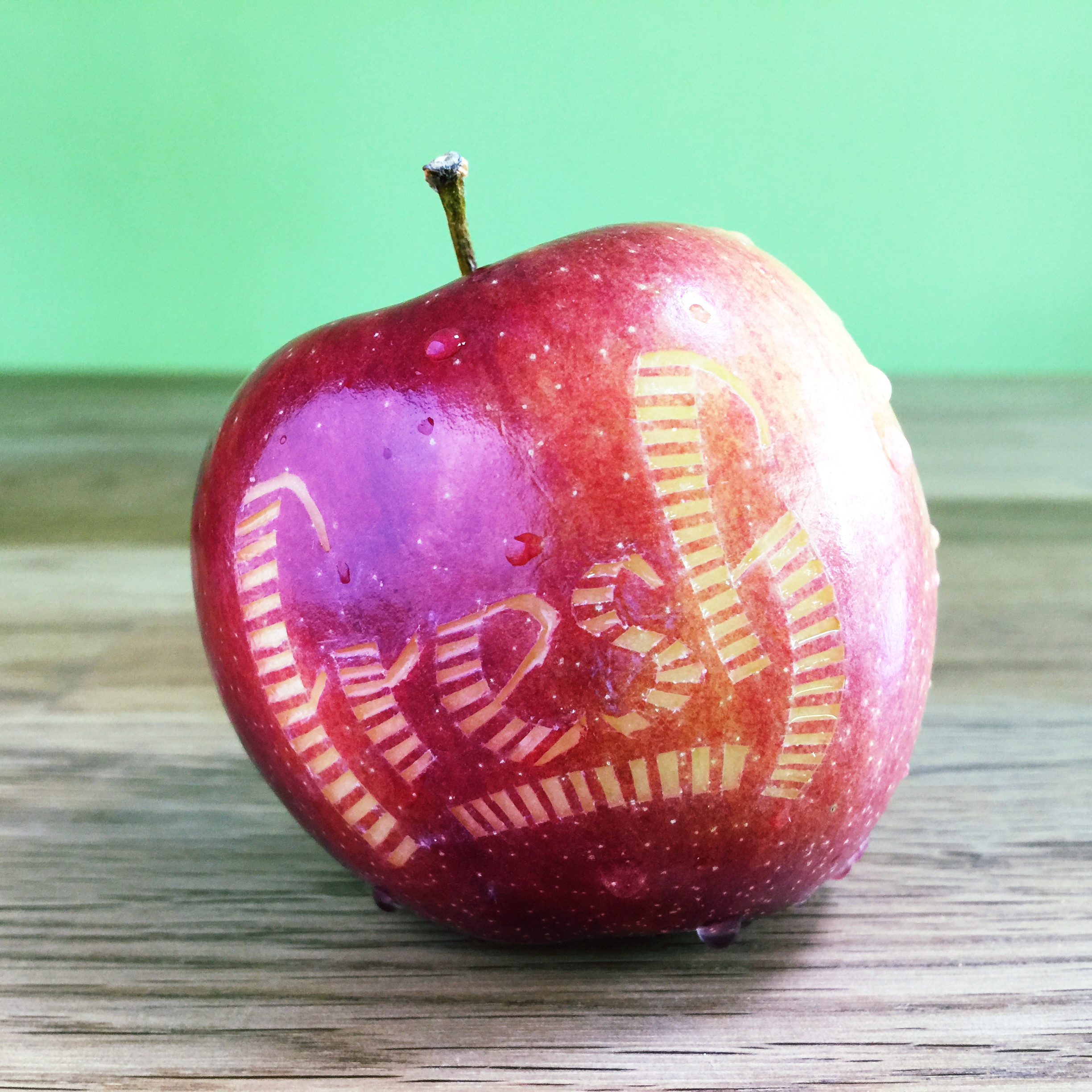 fresh_apple_hand-lettering