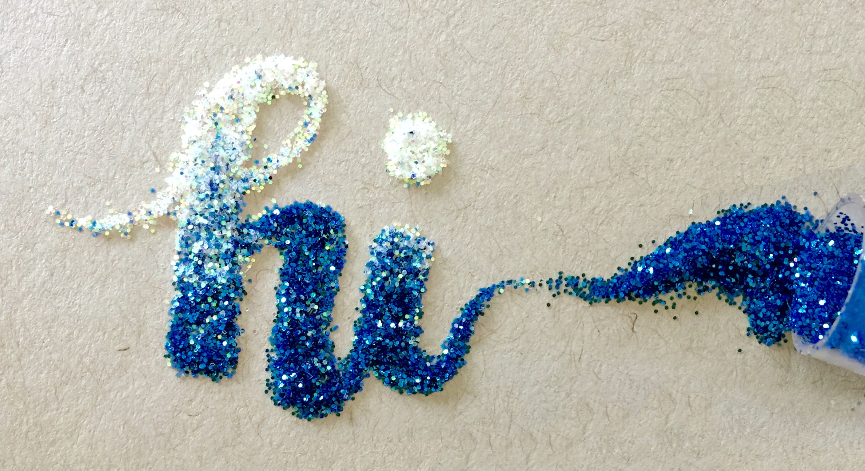 Hi - Glitzer Ombre Hand-Lettering Hi - Glitzer Ombre Hand-Lettering